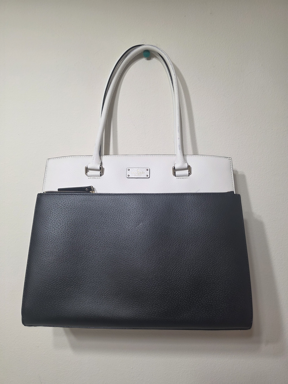 Kate Spade-Two-Tone White and Black Structured Tote Bag - Designer Plate